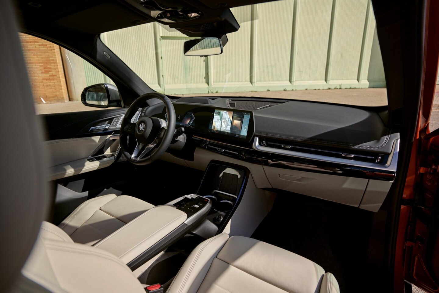 2025 BMW X1