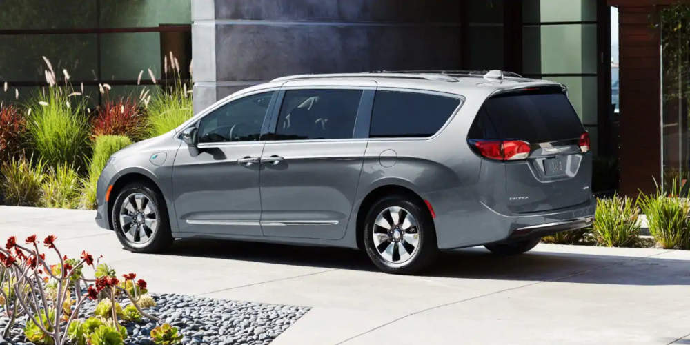 Shop 2019 Chrysler Pacifica Hybrid in Robesonia, PA