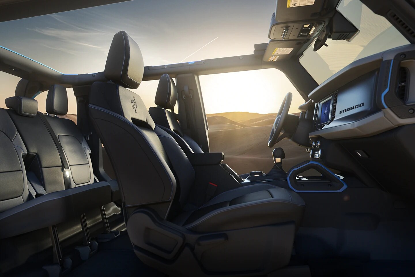 Bronco interior 4.webp