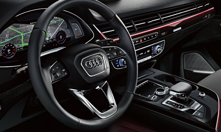 19Audi-Q7-Interior-Dashboard-5x3