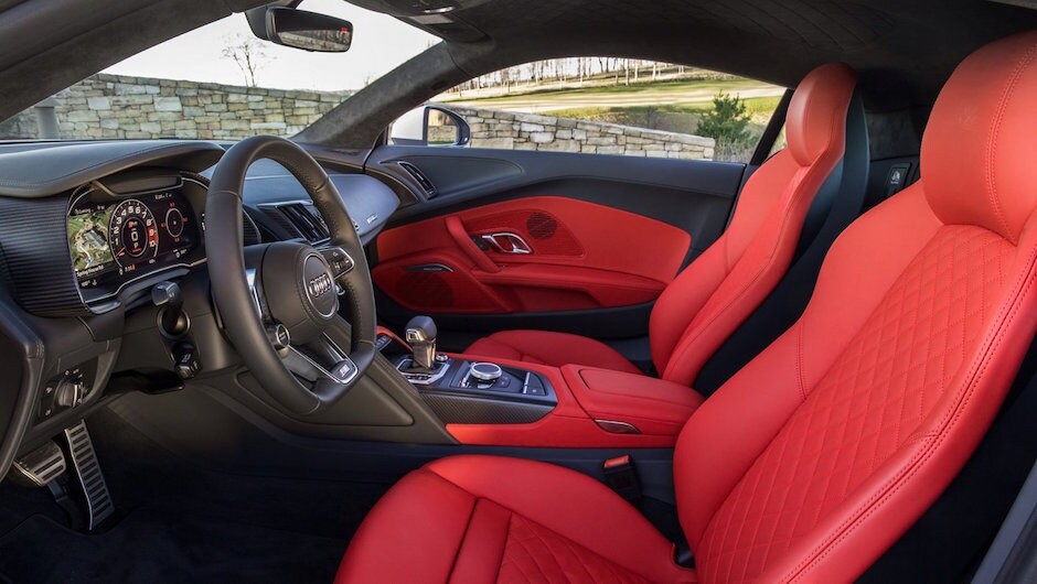 2017-Audi-R8-gallery-int-6.jpg