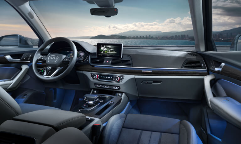 2020 Audi Q5 Interior front seats