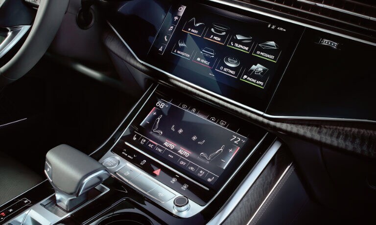 2021 Audi Q8 interior center displays