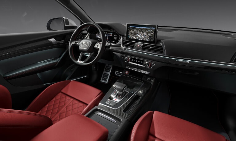 2023 Audi SQ5 interior front