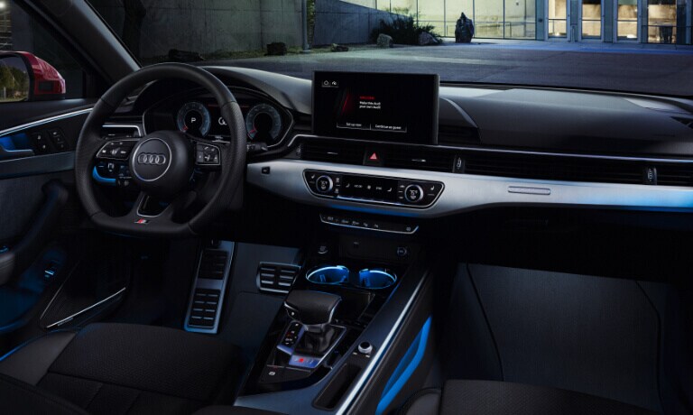 2022 Audi A4 interior front