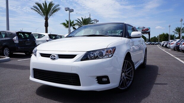 2013 Scion tc vs 2013 honda civic si #1