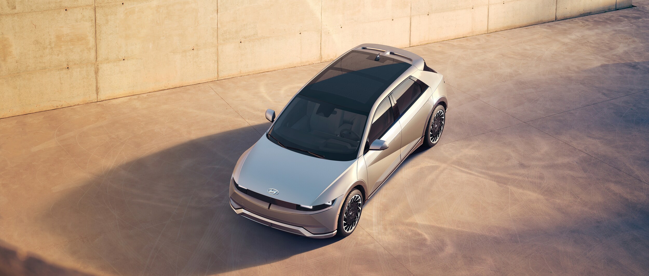 2023-Hyundai-IONIQ5-Limited-SUV-L12.jpeg