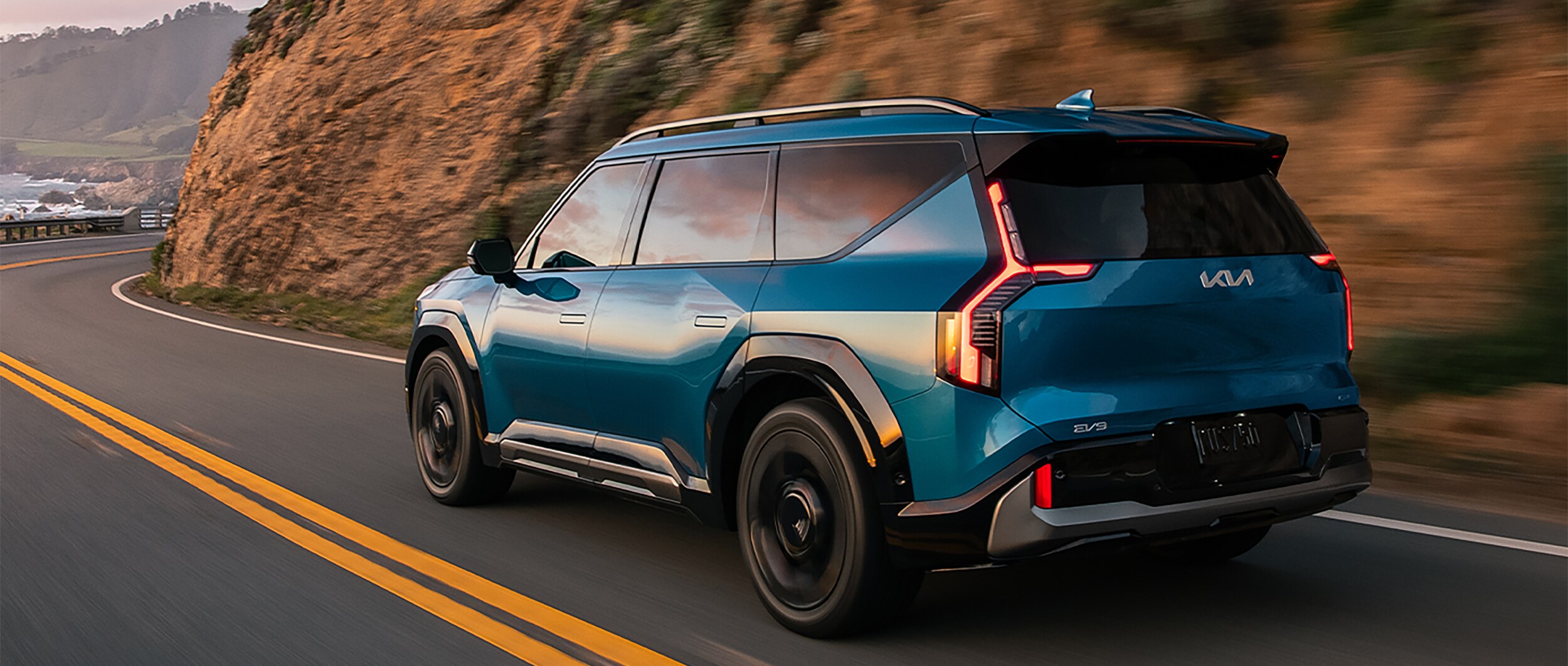 2024-Kia-EV9-GTLine-SUV-L03.jpg