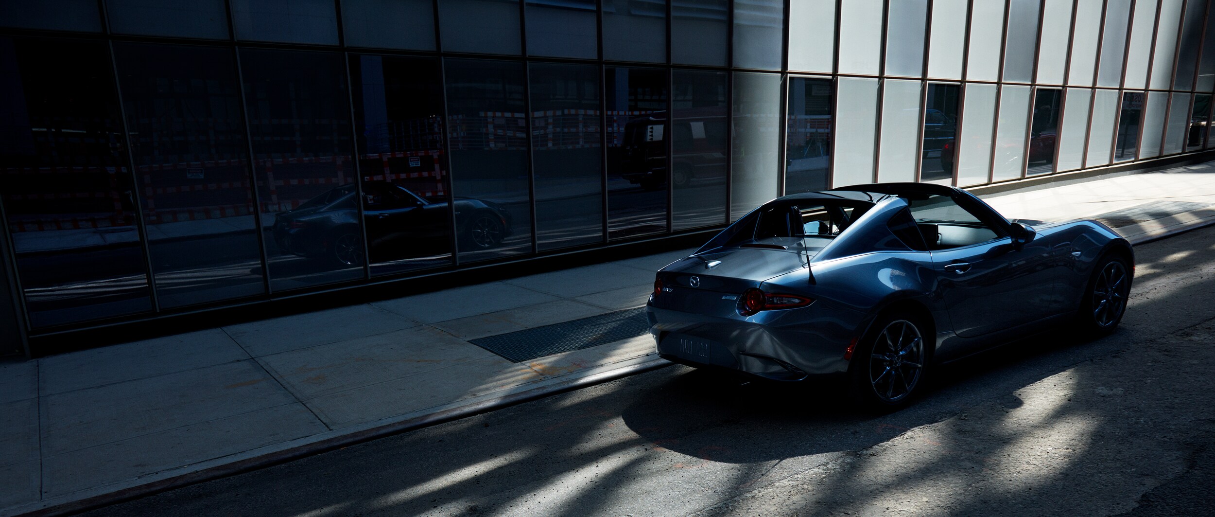 2018-Mazda-MX5MiataRF-GrandTouring-Coupe-L03.jpeg