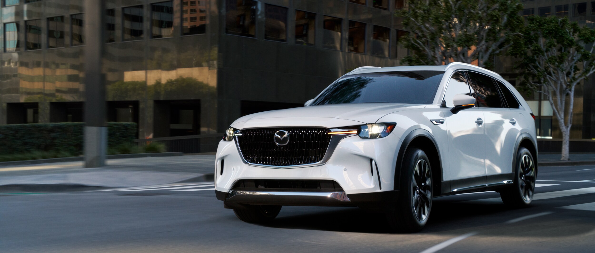 2024-Mazda-CX90-PHEV-Premium-SUV-L01.jpg