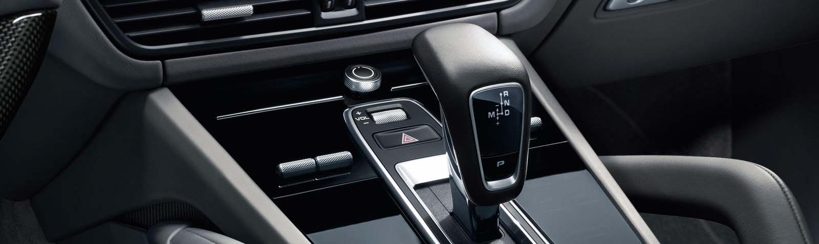 2018 porsche cayenne capacity.jpg