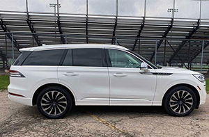 Picture of Black Label Lincoln Aviator Grand Touring