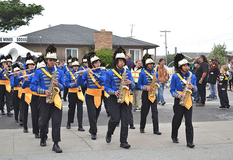Pacific Coast Fog Fest Parade Marching-Band.jpg