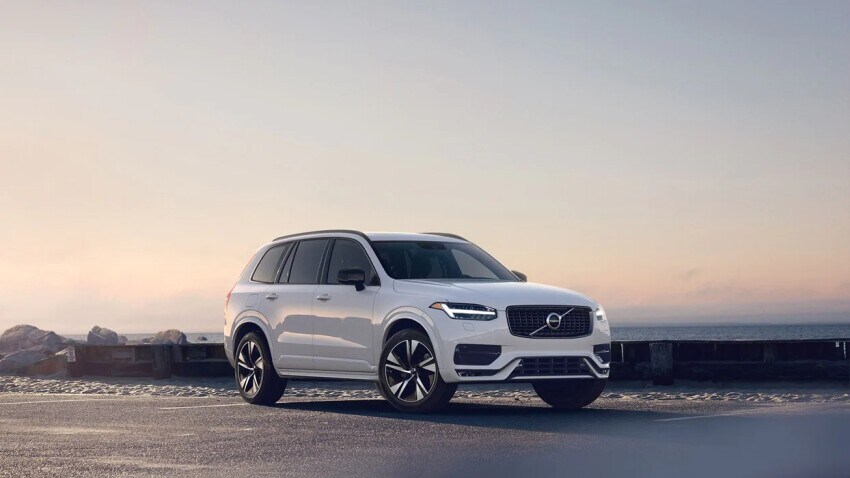 xc90 white.jpeg