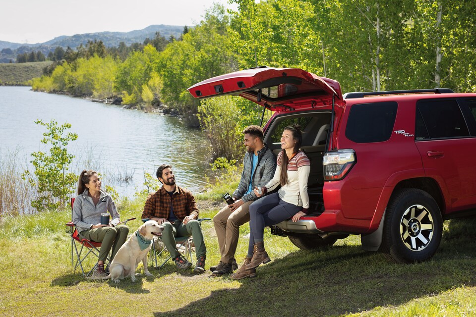 2020-Toyota-4Runner-TRDOffRoadPremium-SUV-L03.png