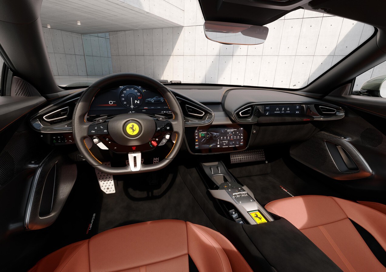 12cilindri%20spider%20interior.jpg