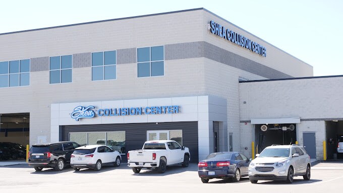 Exterior of the Shea Collision Center in Flint, MI