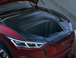 FRONT TRUNK SPACE