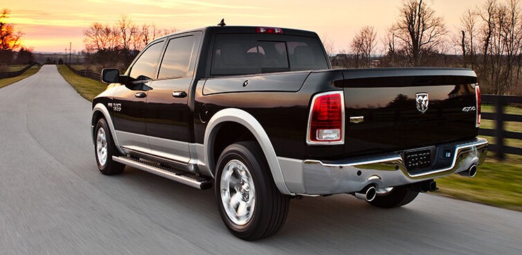 2013 Ram 1500 ST Exterior Rear End.png