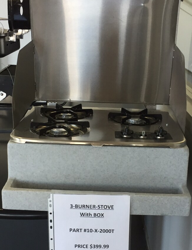 3 Burner Stove with Box.png
