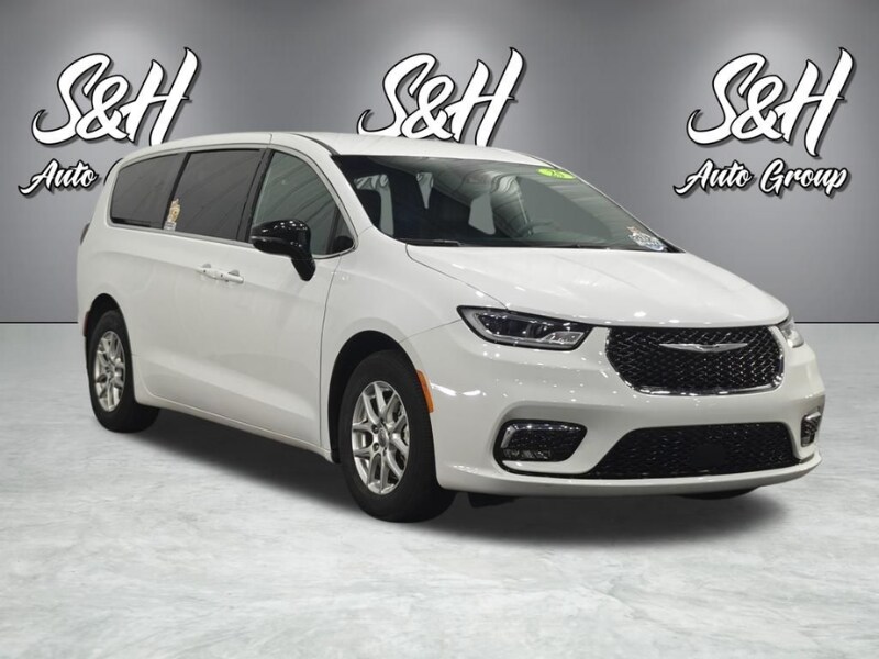 Used minivan for sale at S&H Auto Group in Elkhart, Indiana