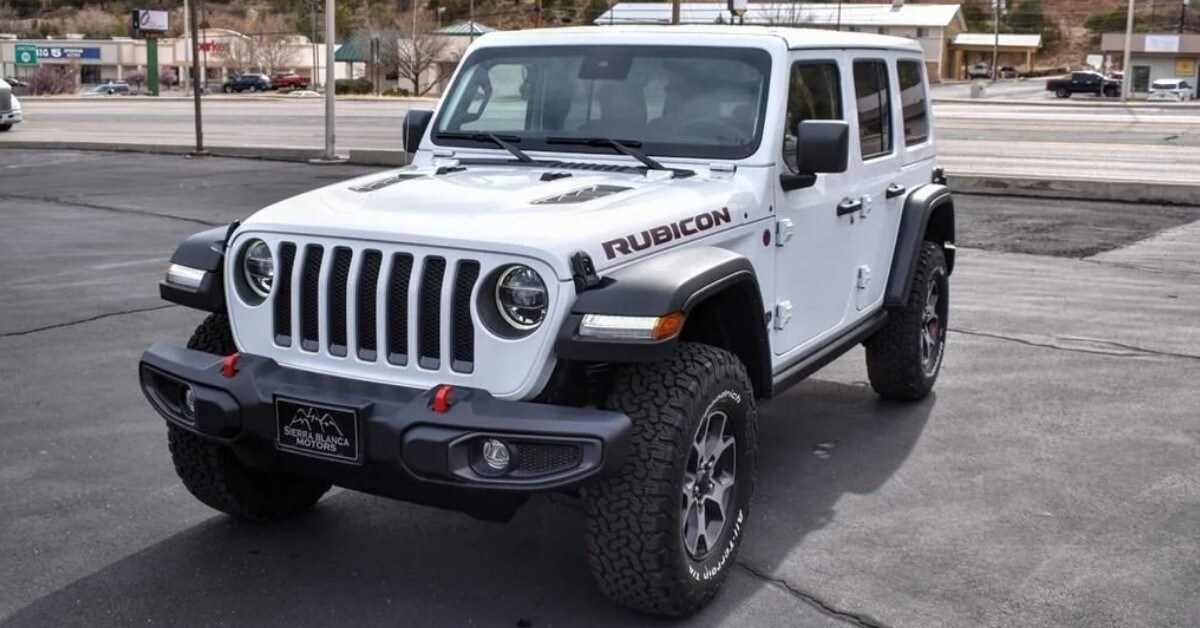 2022 Jeep Wrangler Rubicon.jpg