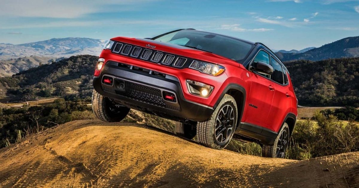 Red 2021 Jeep Compass with Mountains.jpg