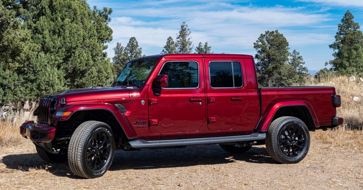 Maroon 2022 Jeep Gladiator.jpg