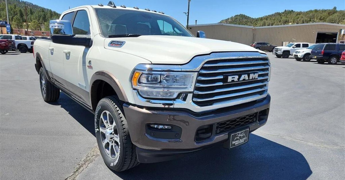 White 2023 RAM 2500.jpg