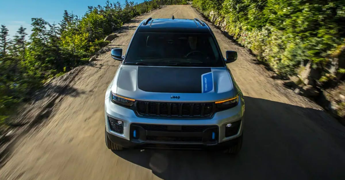 2023 Jeep Grand Cheroke 4xe.jpg