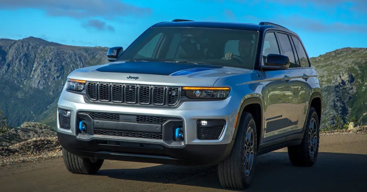 2022 Jeep Grand Cherokee 4xe.jpg