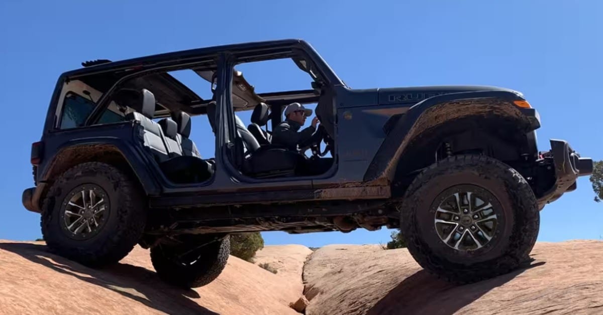 2024 Jeep Wrangler.jpg