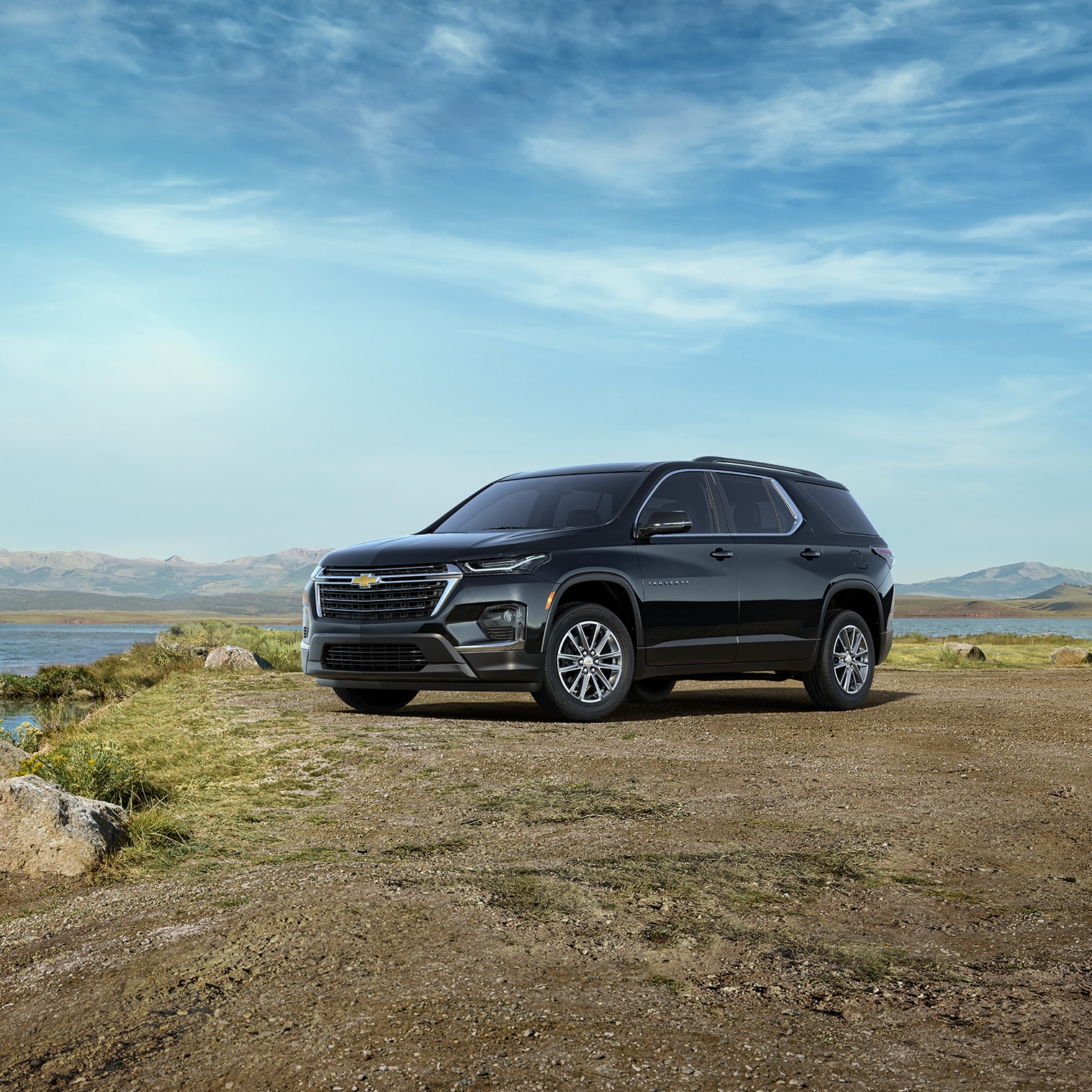 2023-Chevrolet-Traverse-LT-SUV-L01 (1).jpg