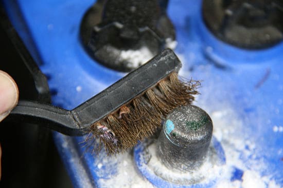cleaning a battery Orlando car battery tips