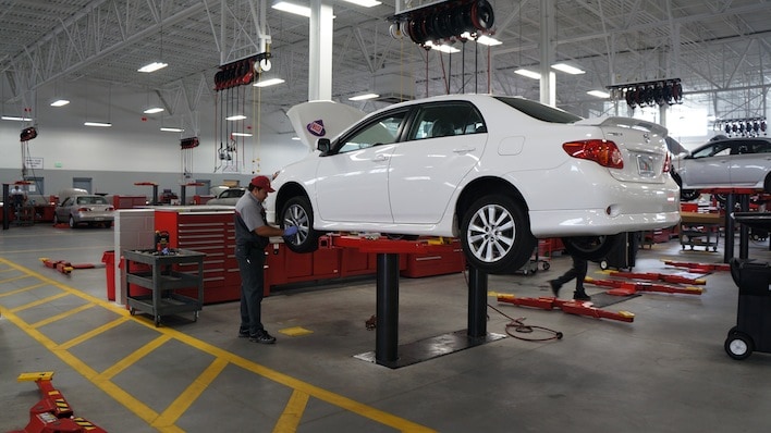 car service Toyota Service Center