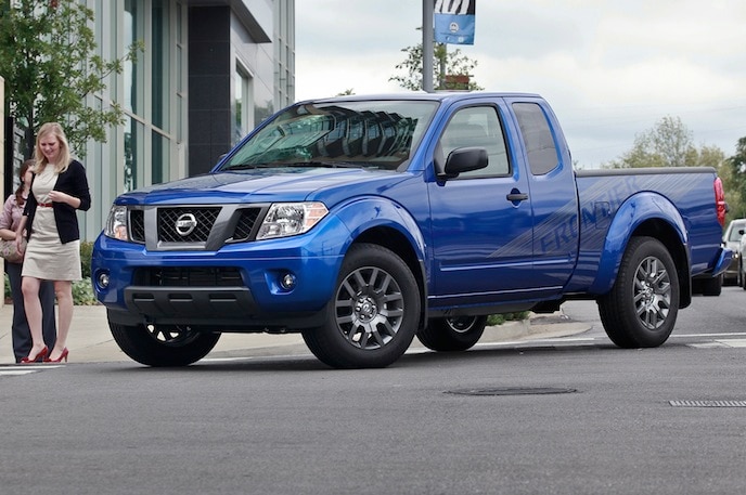 What is a better truck nissan frontier or toyota tacoma
