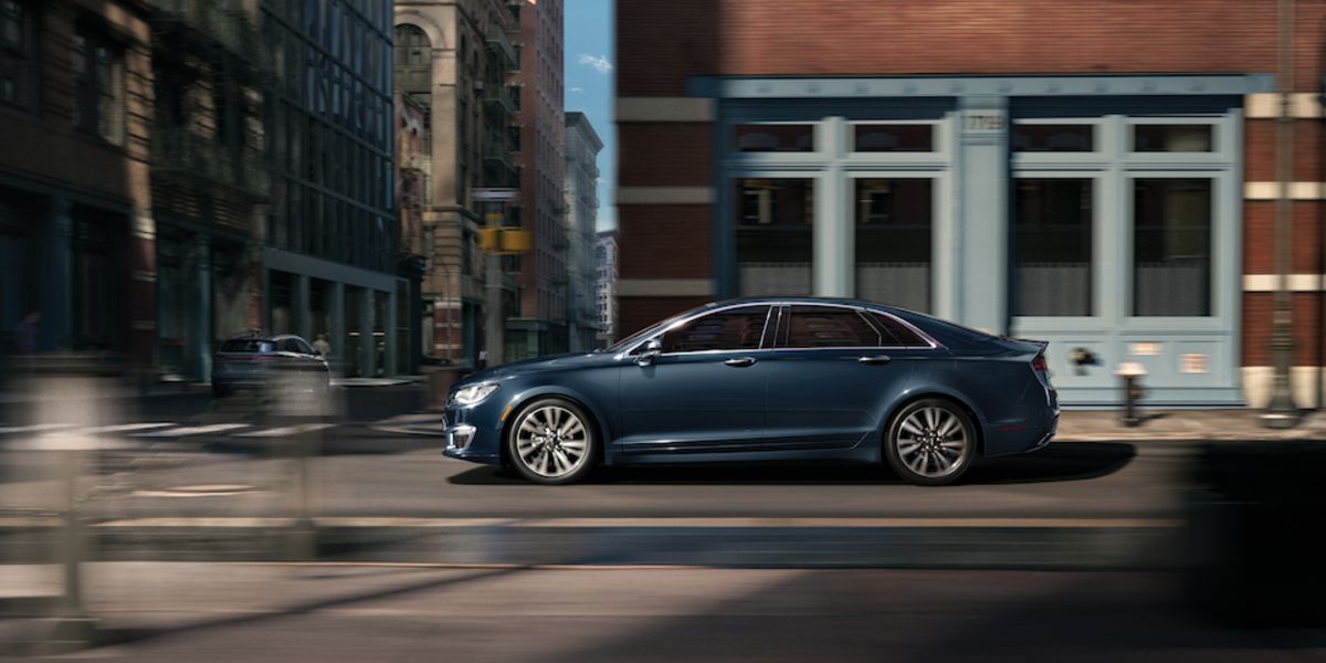 2019-Lincoln-MKC-ReserveII-Sedan-L01 (1).jpeg