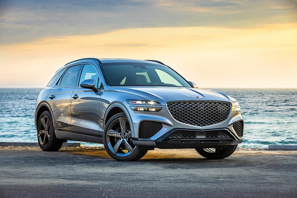 Genesis-GV70-crossover-parked-on-the-beach-front-1024x683.jpg