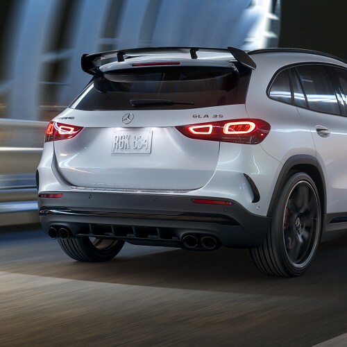 Mercedes-Benz AMG
GLA