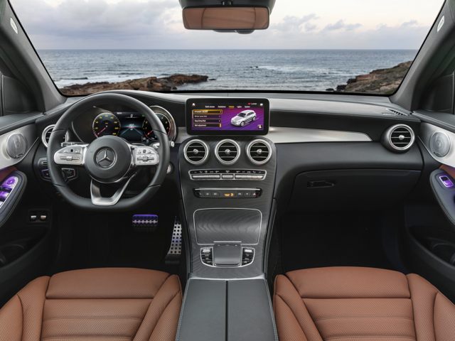 Mercedes-Benz GLC interior
