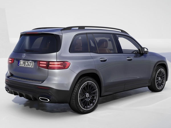 2024 Mercedes-Benz GLB 250 Rear Angle