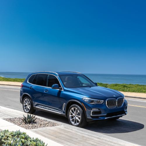 BMW X5
xDrive40i