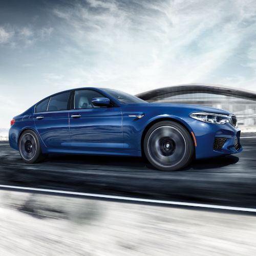 BMW M5
Exterior Blue
