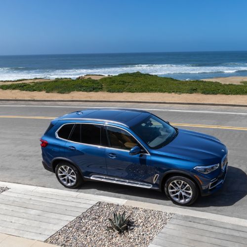 BMW X5
xDrive40i Exterior
