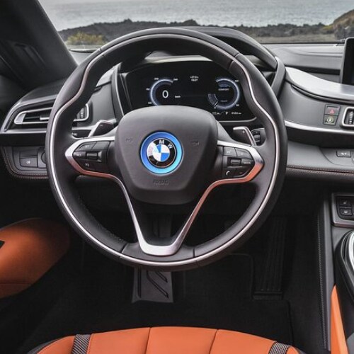 BMW i8
Steering Wheel