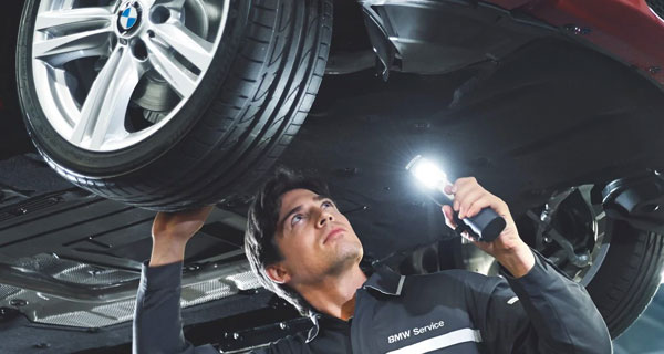 BMW Mechanic