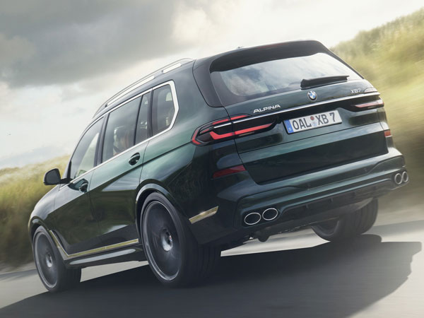 2023 BMW ALPINA XB7 Rear Angle
