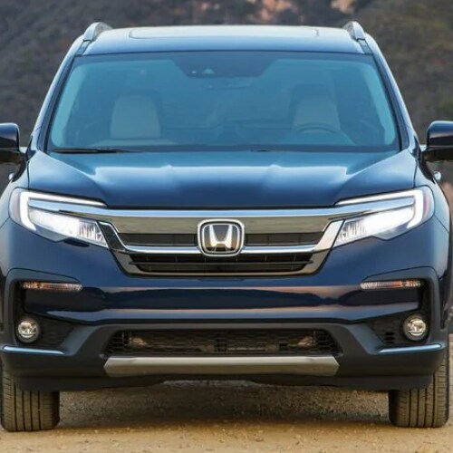 Honda Pilot LX
Front End