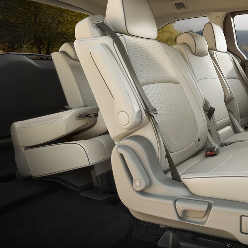 Honda Odyssey
Rear Folding Seats