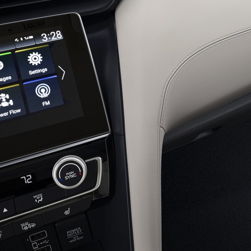 Honda Insight
Interior Features